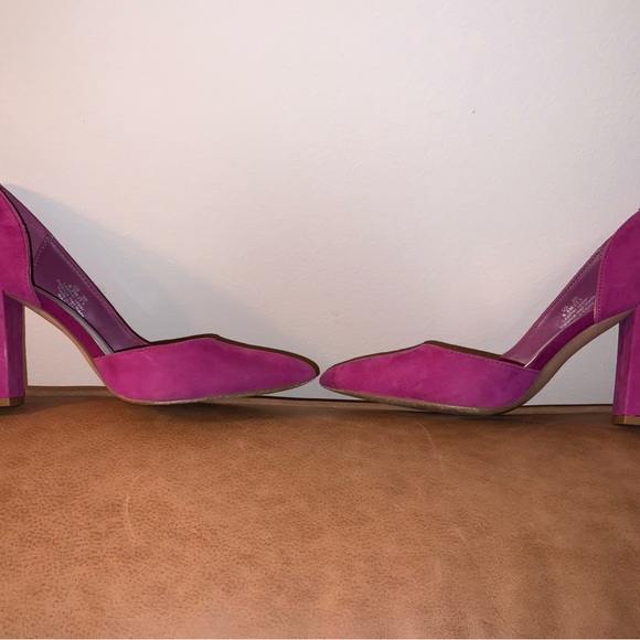 Women's Pink Suede Heels - Picture 5 of 10